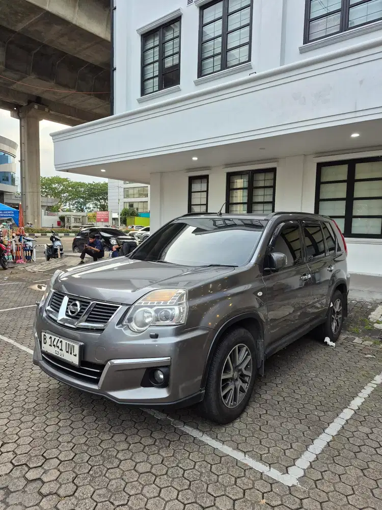 Nissan X-Trail 2012 Bensin