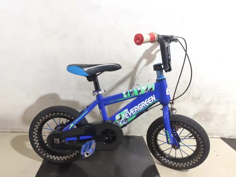 Sepeda bmx ukuran 12 siap pakai