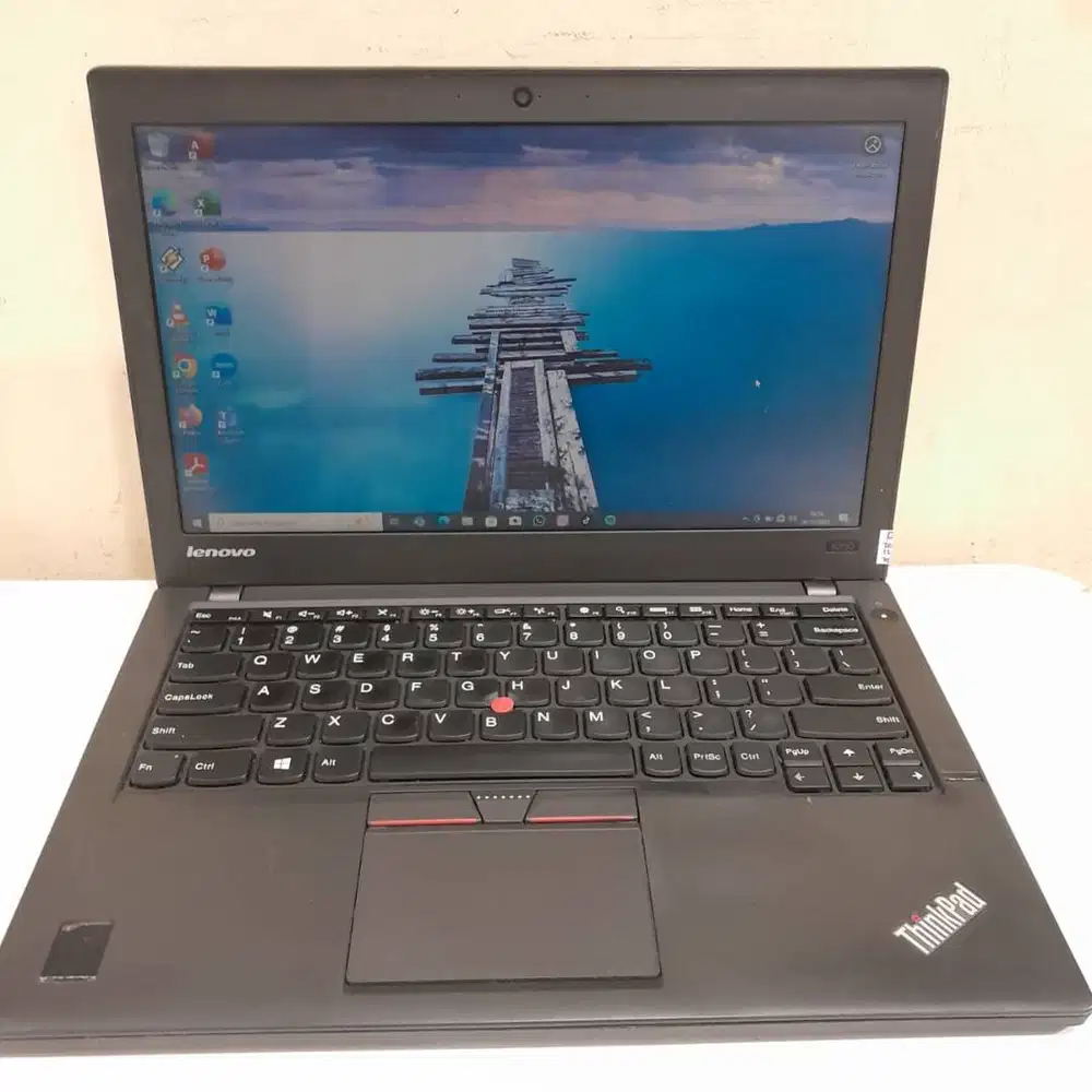 Lenovo Thinkpad X240 Core i5 Gen 4 RAM 4GB SSD 128GB Mulus original