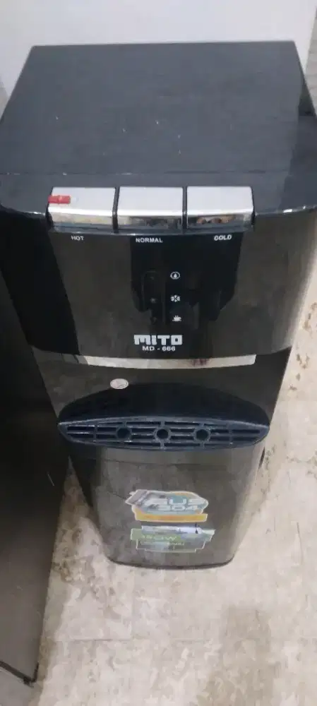 Dispenser merk MITO-666