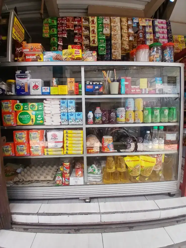 Etalase warung 1,5 × 1 meter