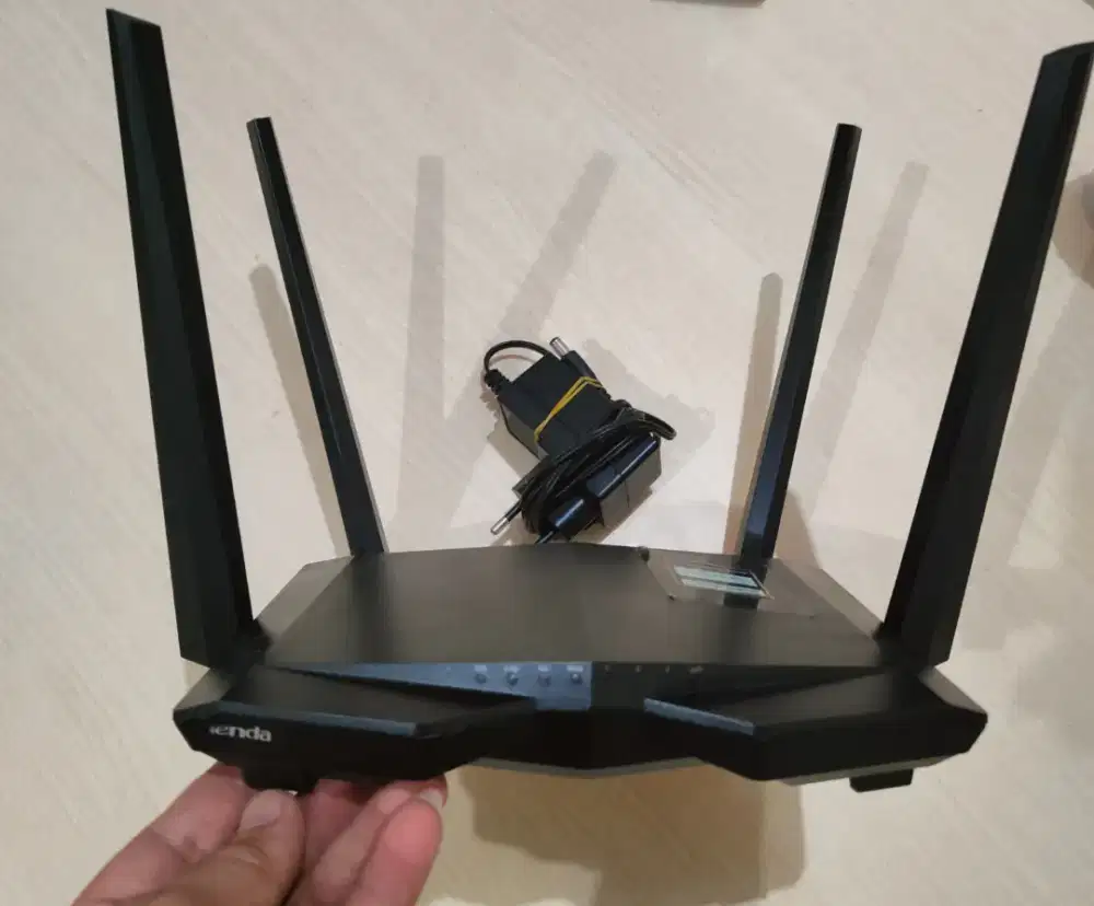 Router Tenda AC 6