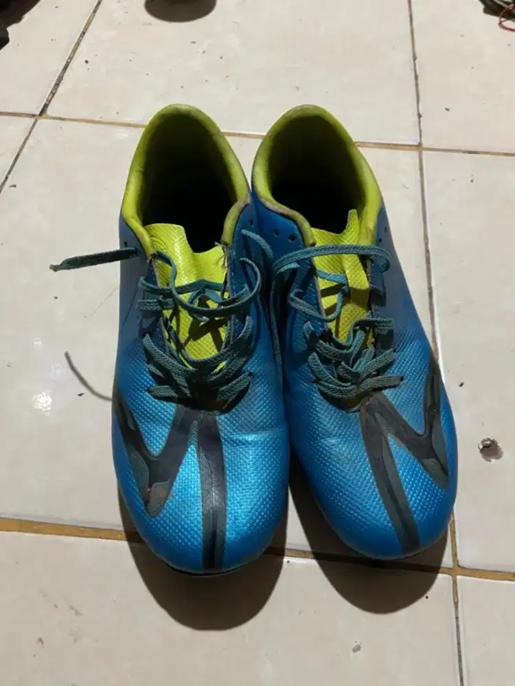 SEPATU sepakbola SPECS XLR FG