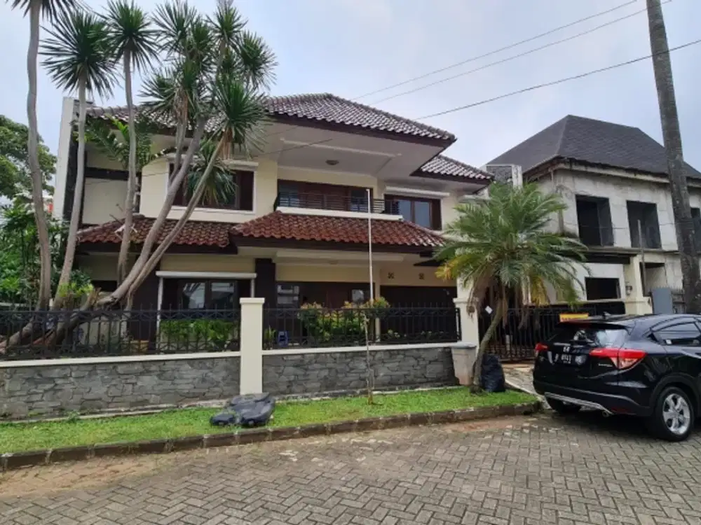 Rumah di kebayoran lama Jakarta selatan  Maya Garden