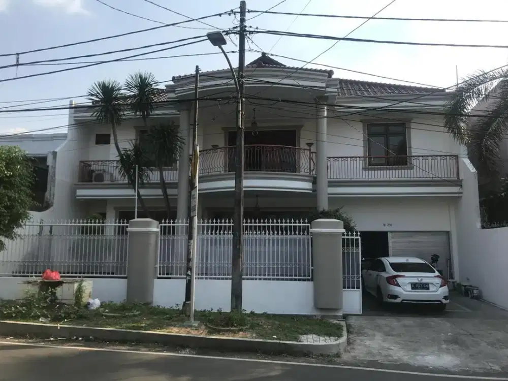 Rumah 2 lantai di Gudang Peluru Tebet, Jakarta Selatan