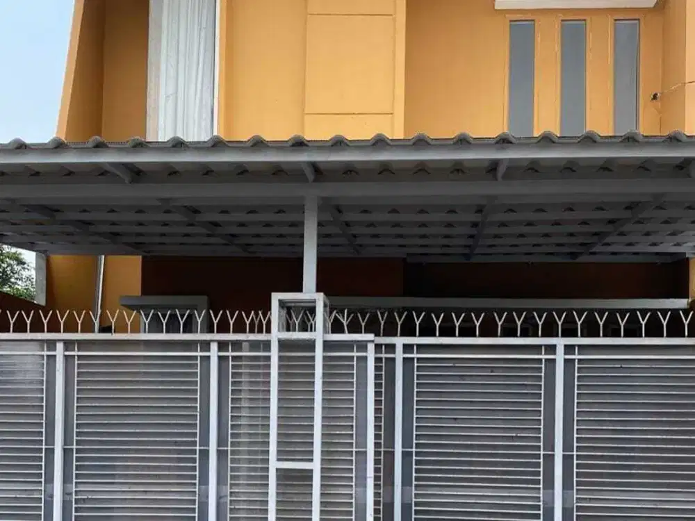 Rumah Luas Murah Kolam renang di Serua Ciputat TangSel