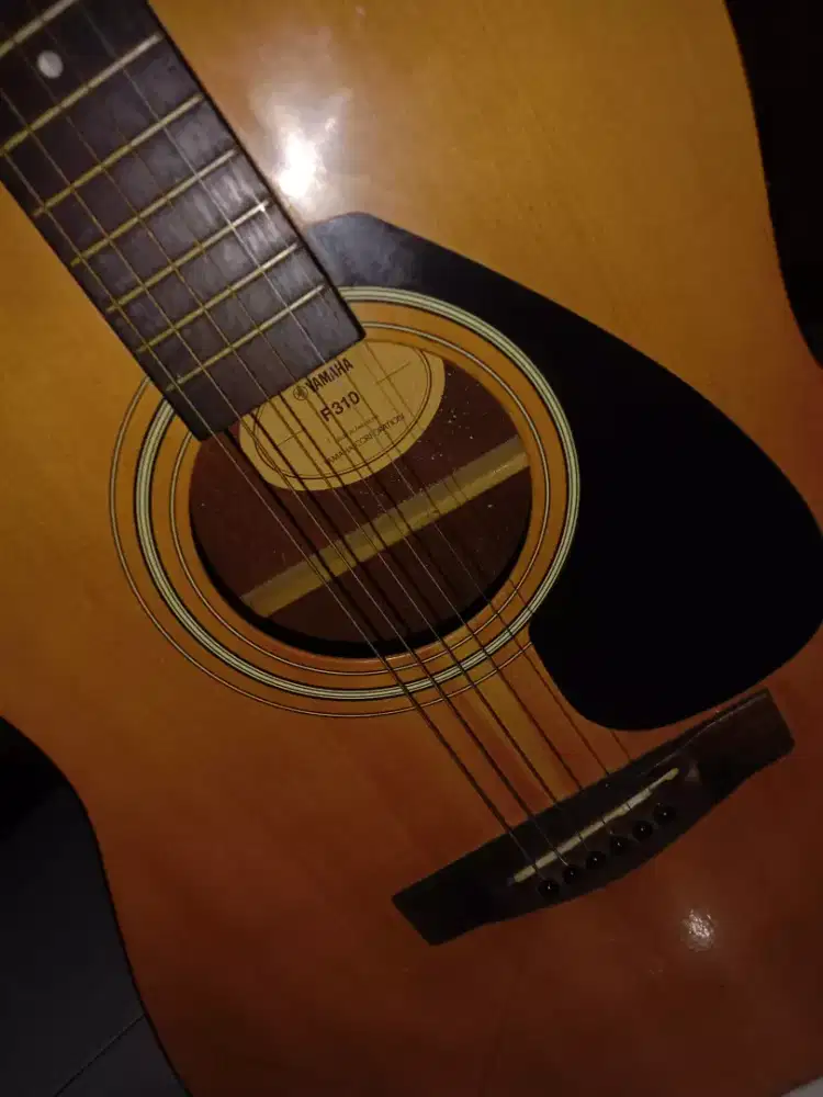 Gitar akustik Yamaha f310 ori