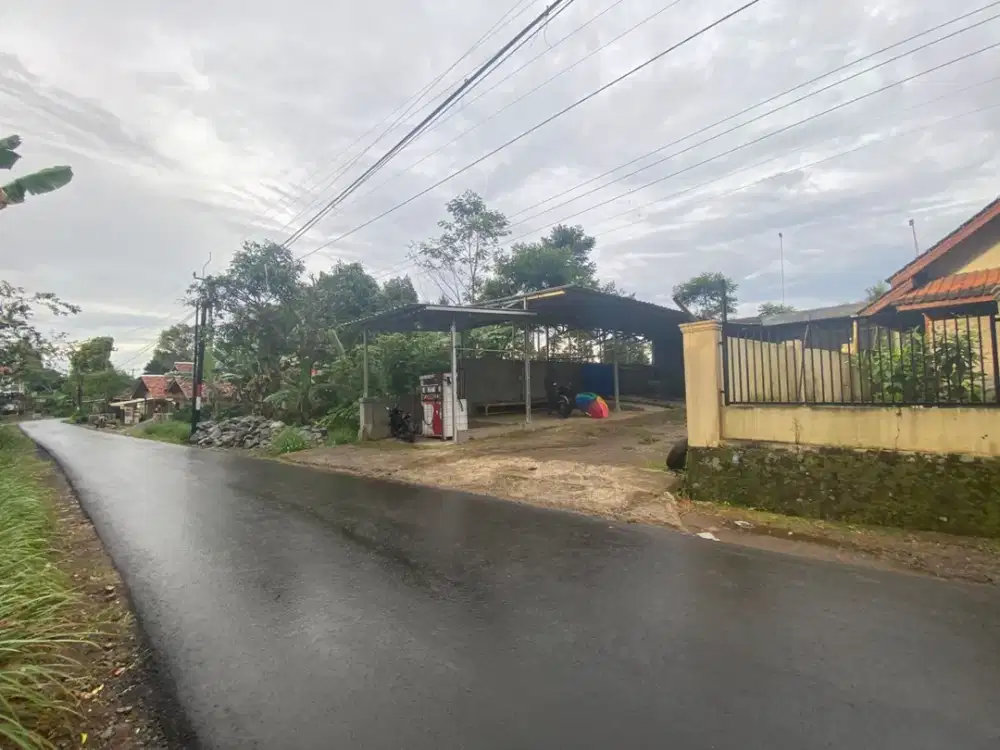 Tanah + Bangunan Tempat Usaha 512 m2 di Purwakarta Dijual Murah