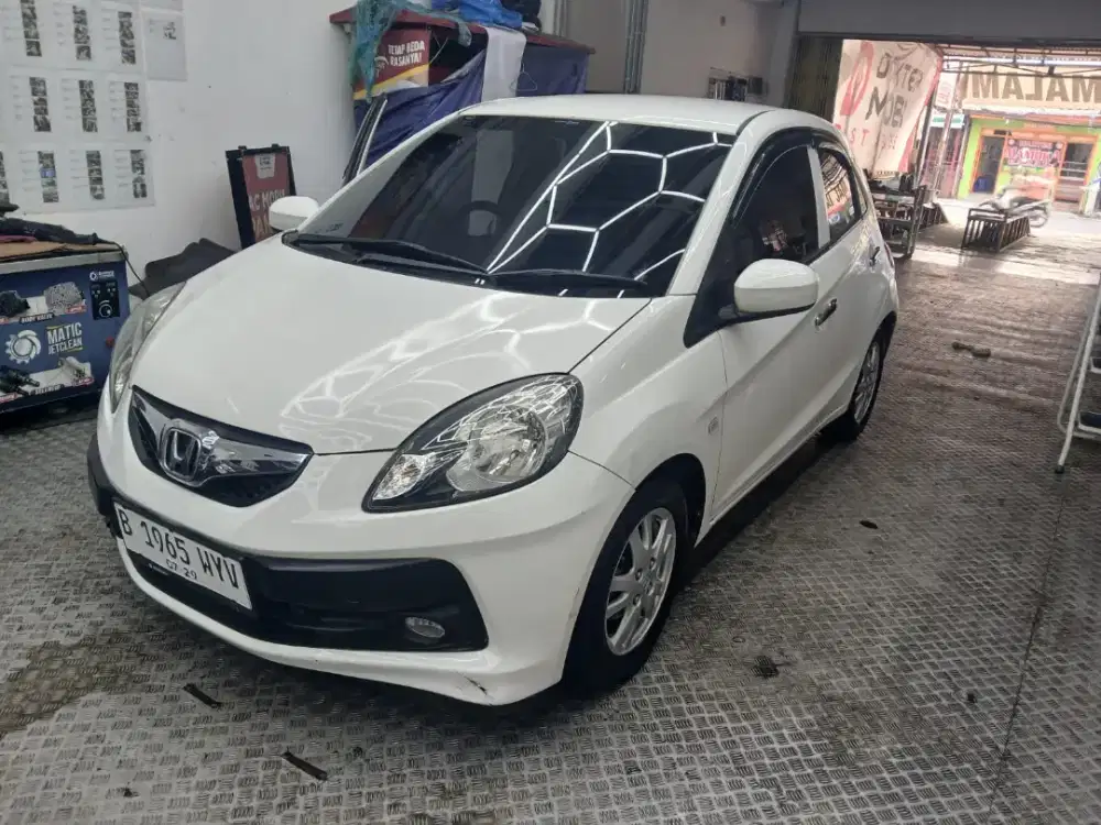 Honda brio cbu  at