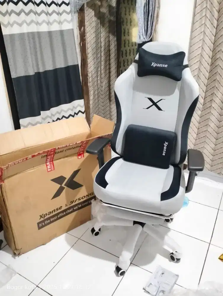 Di jual kursi Xpanse