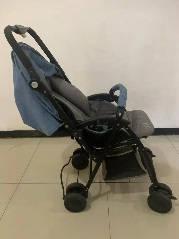 Stroller lipat ELLE