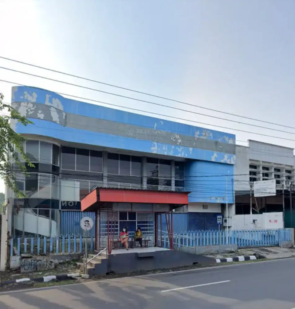 Dijual Tempat usaha di jalan dr cipto semarang!