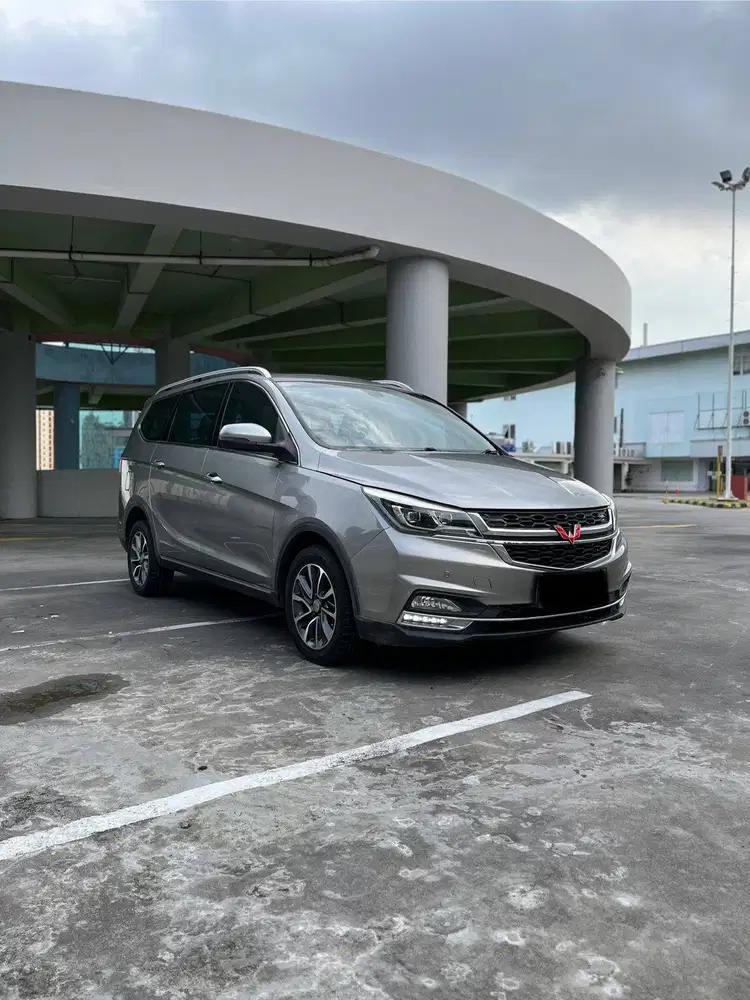 WULING CORTEZ TLUX PLUS 1.5 A/T 2019