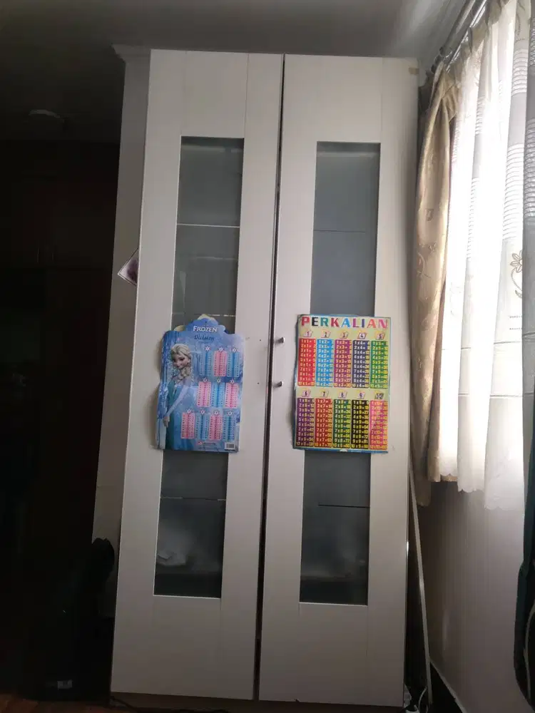 Di jual  Cepat Lemari baju