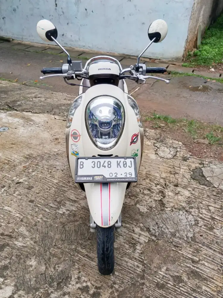 Jual scoopy th 2014 lngkp
