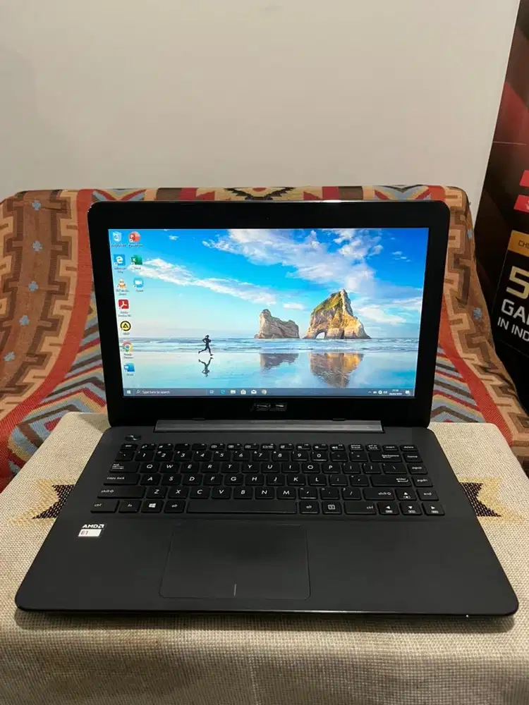 ASUS X454Y AMD E1 RAM 4GB/500GB NO MINUS