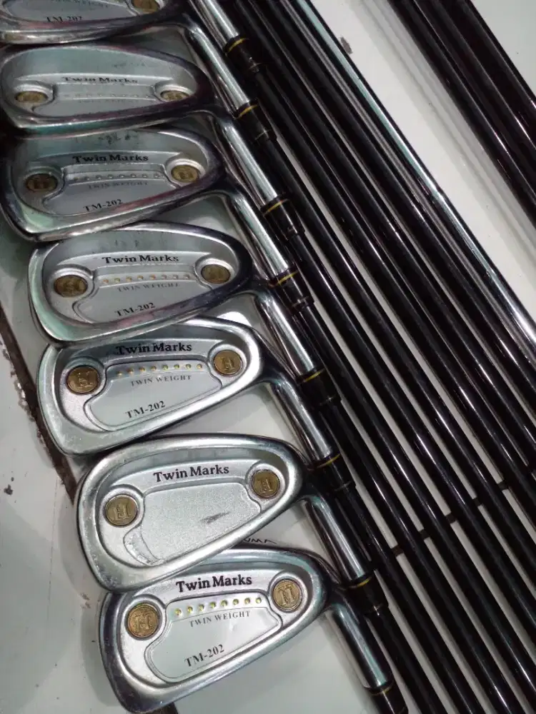 Jual stik golf merk honma masih bagus mulus