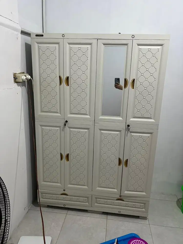 Jual second lemari plastik NAPOLLY