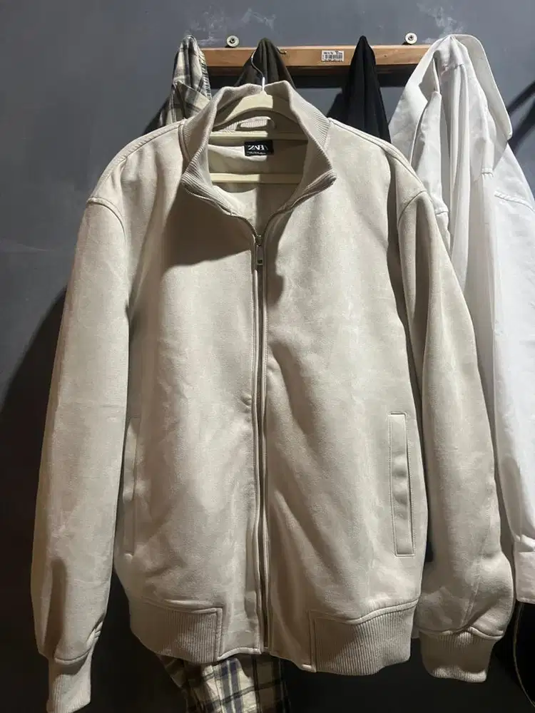 wts neck zip zara