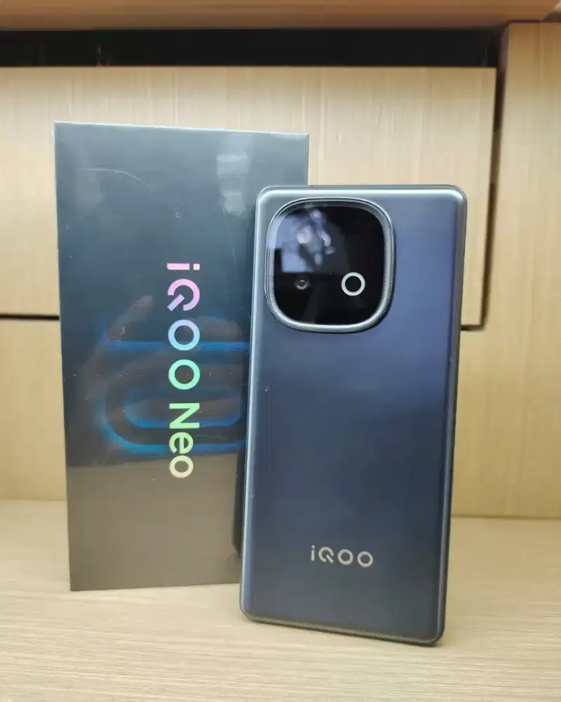IQOO Neo10 Ram16/512Gb Garansi Resmi