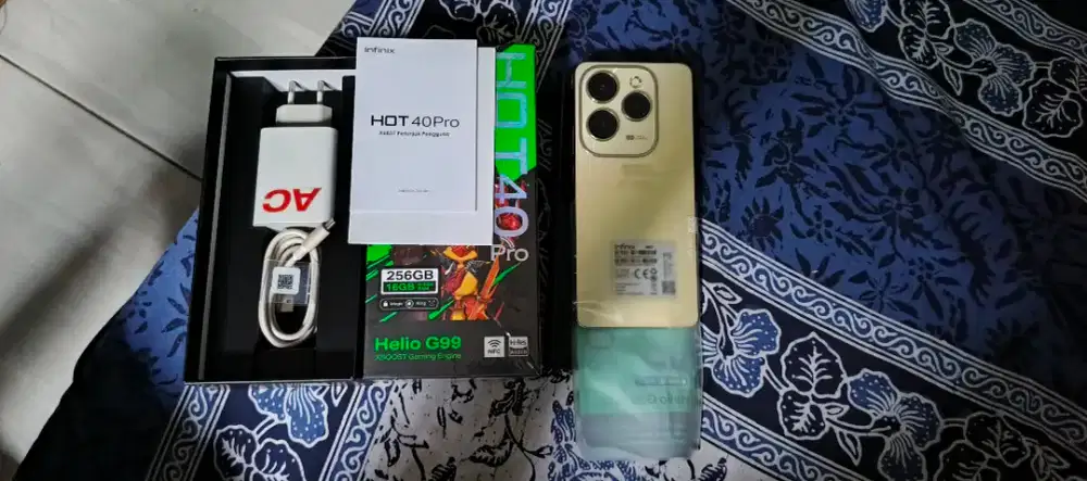 Infinix Hot 40 Pro 8/256 Varian Gold
