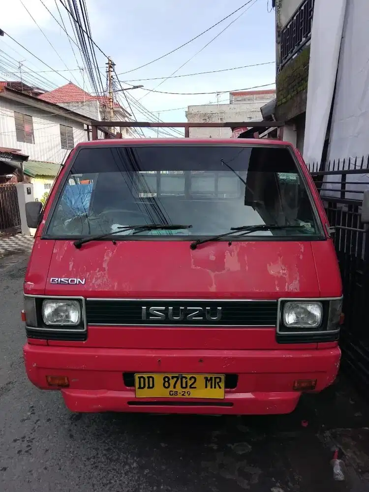 Jual mobil truk isuzu
