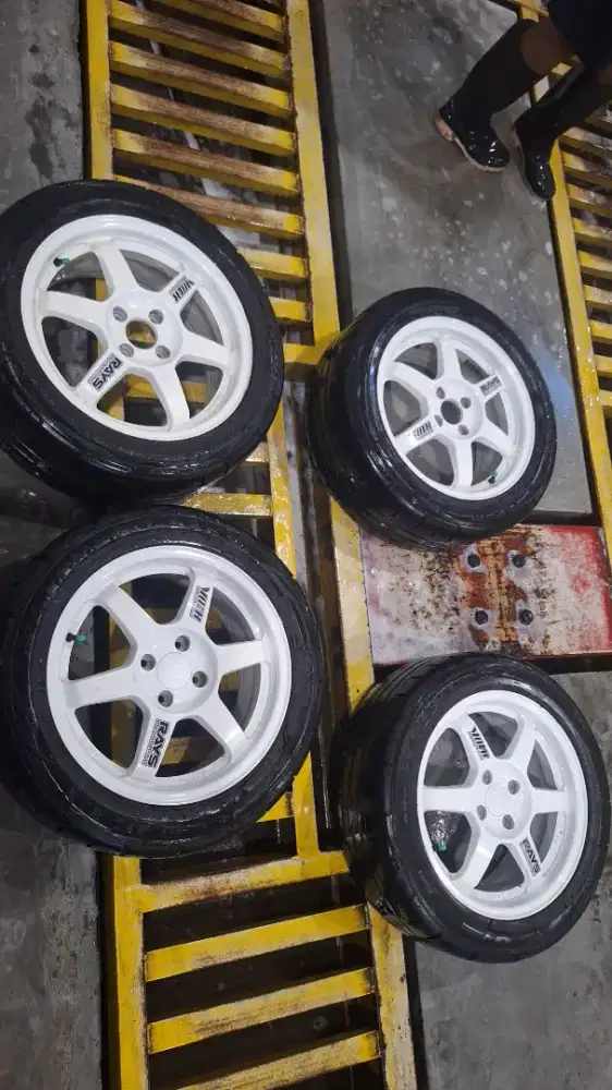 Jual velg VOLK RAYS TE37 ring16