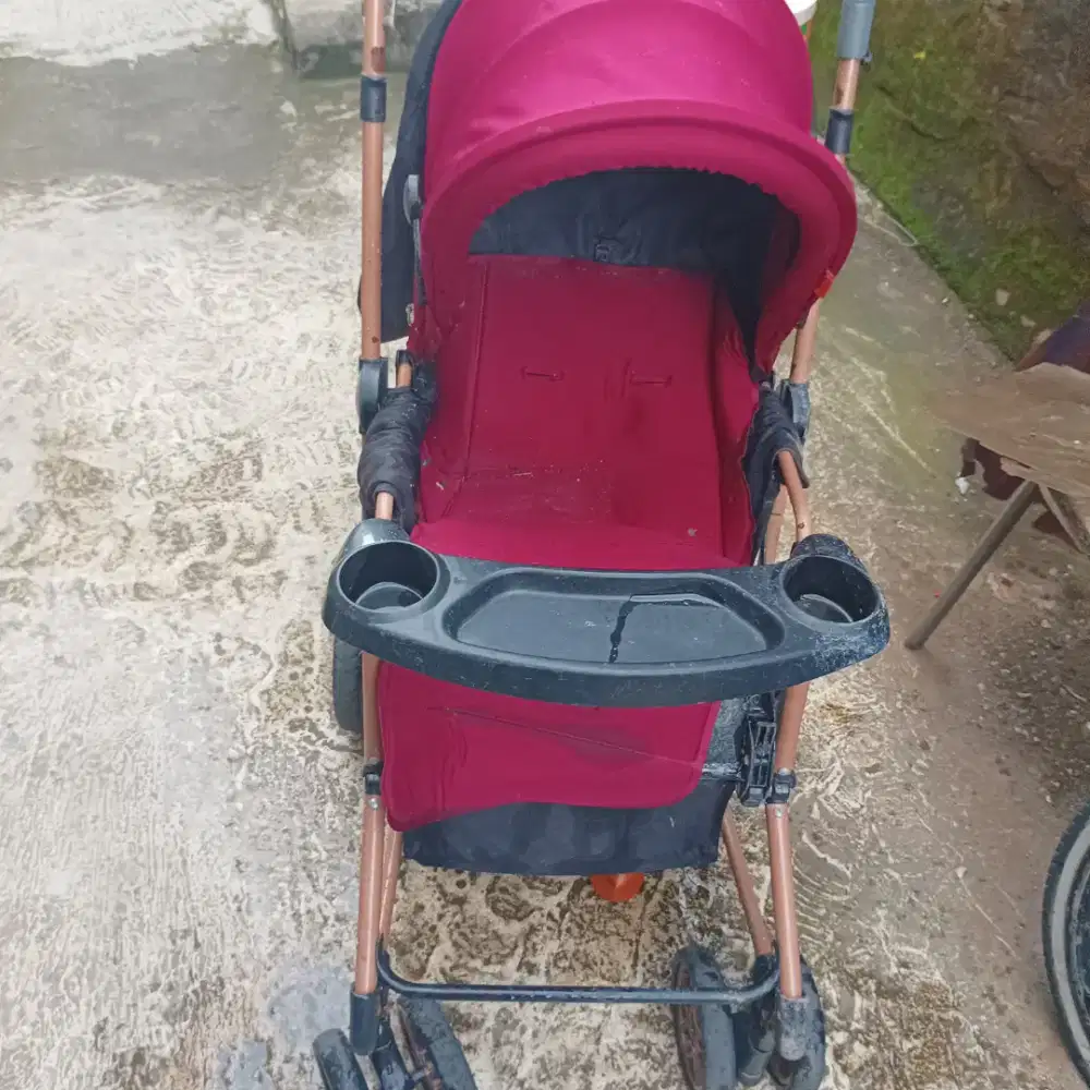 Stroler dorongan Bayi