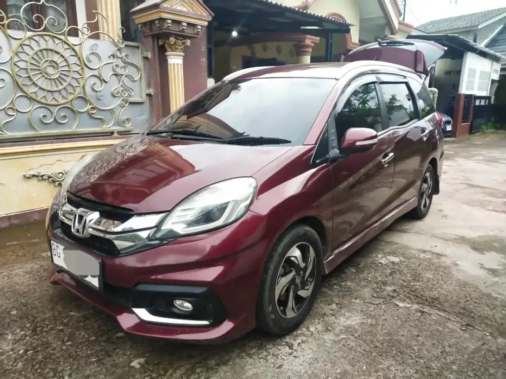 HONDA MOBILO (RS) 2014 (Matic)