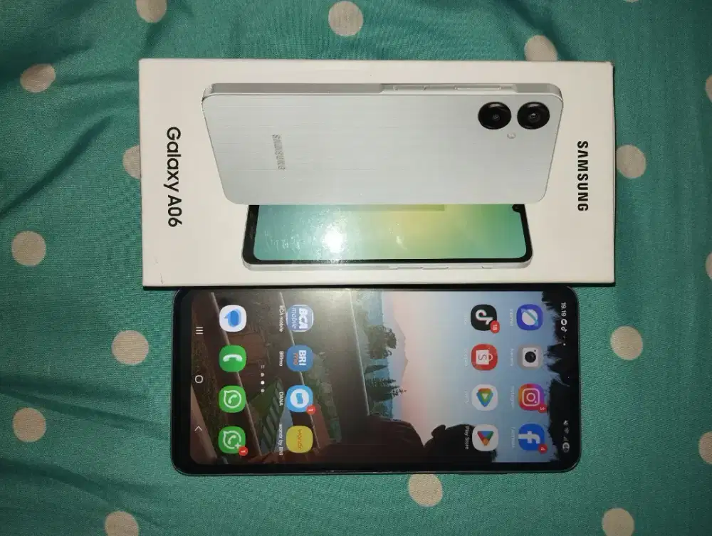 Jual cepat hari ini samsung A06 4/64 normal
