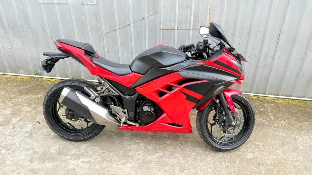 Motor sport ninja 250 CC 2017