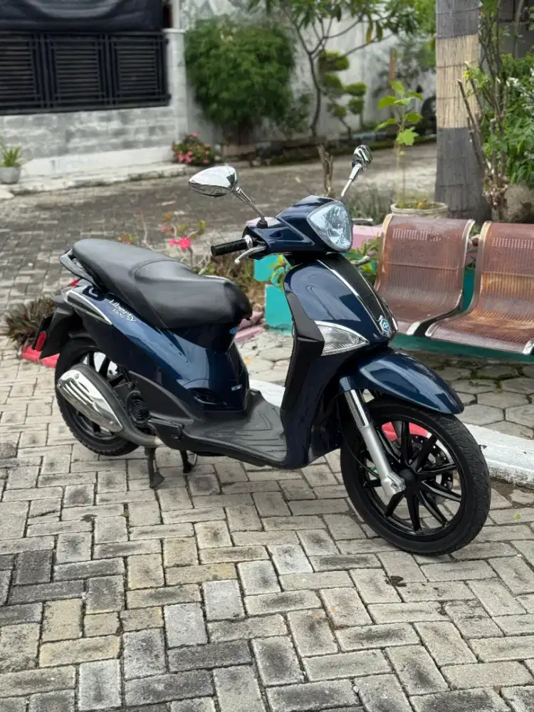 piagio liberty 150 2012