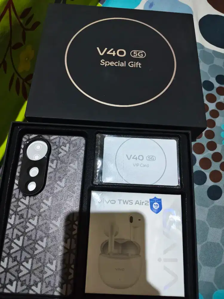 Giftbox original ViVo v40 5g