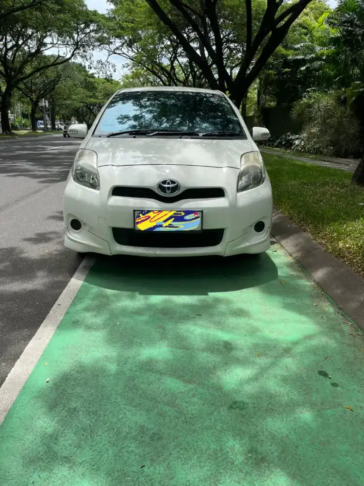 Toyota Yaris 1.5 E Matic 2013