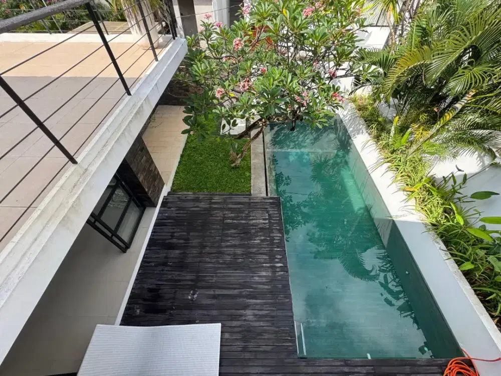 Villa pantai batubolong canggu