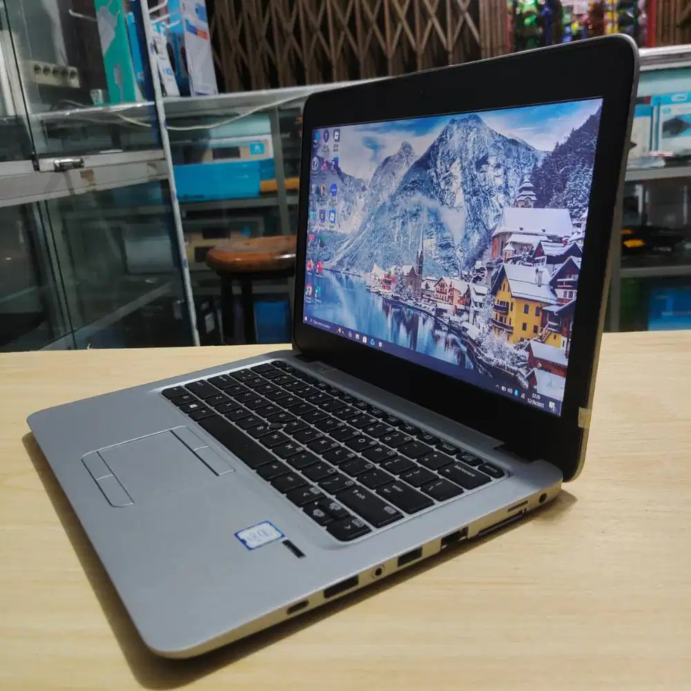 Laptop HP Elitebook Intel Core i7 Spek mantep RAM 8GB SSD 256GB