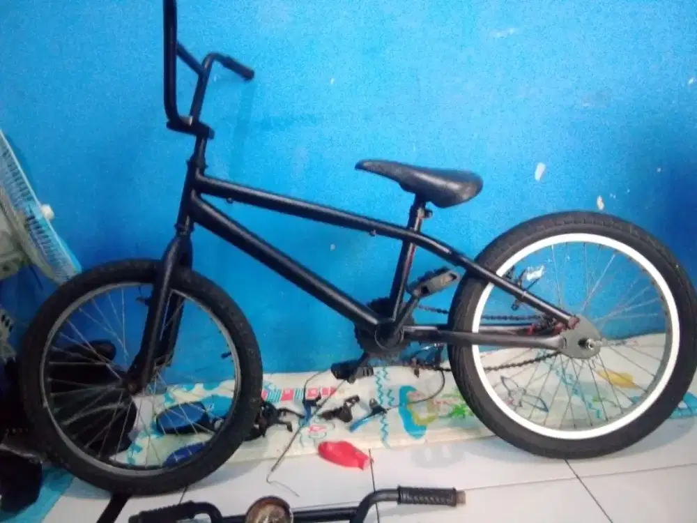 Sepeda BMX ukuran 20 rem torpedo siap pakai tinggal goes