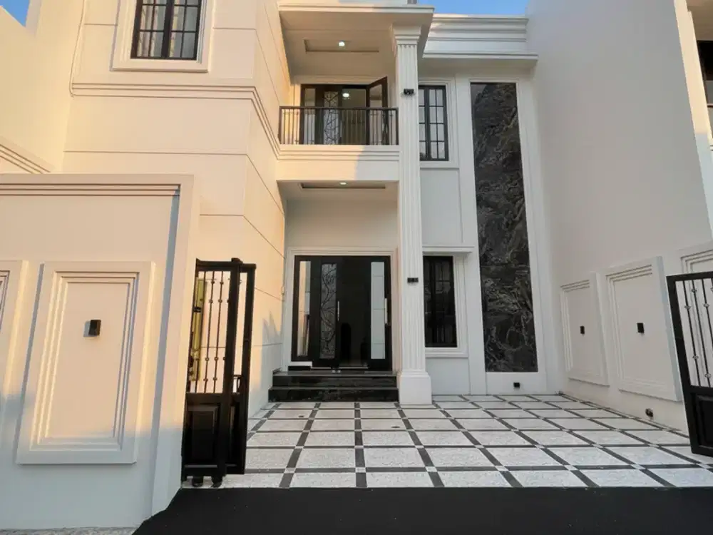 RUMAH PADANG BULAN LUXURY HOUSE PISAH DINGING LAHAN LEGA 6X20M2