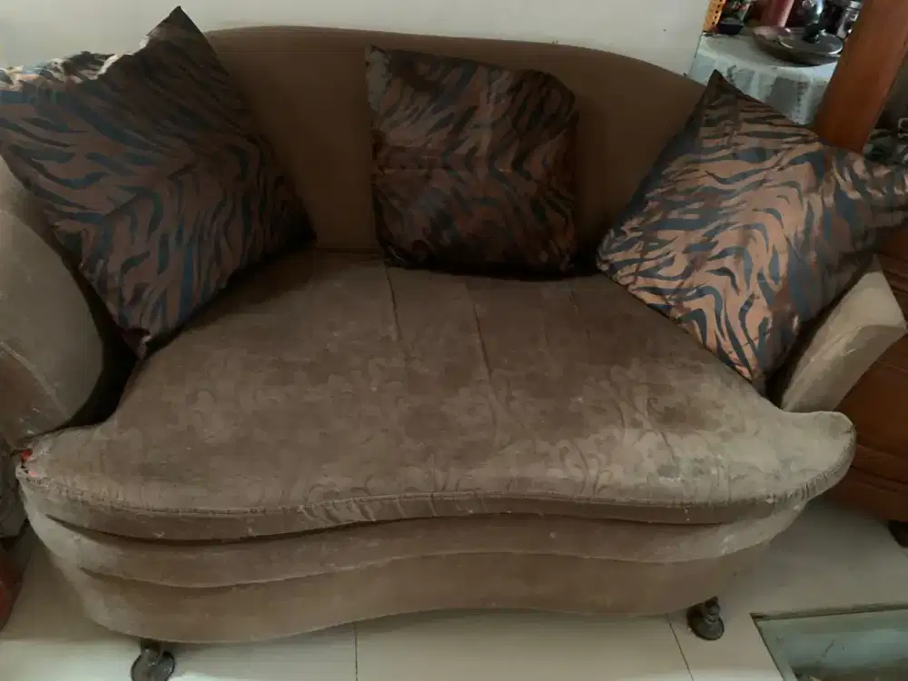 Sofa kain 2 dan 1