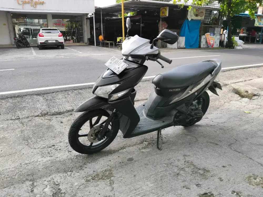 Vario cw 2010 hitam Deva motor