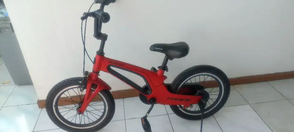 Sepeda anak pacific magnus ukuran 16