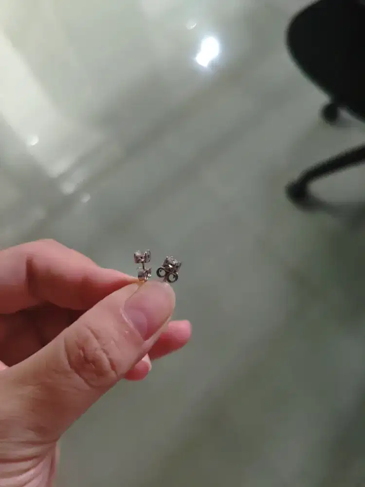 Anting emas putih  17k BRT 1grm