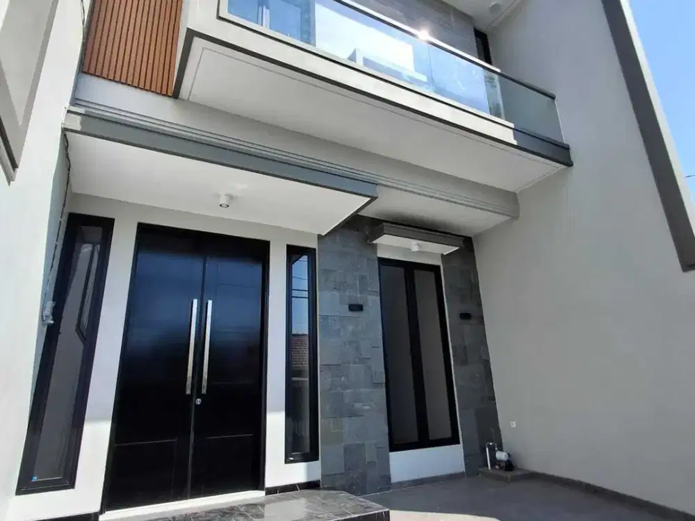 Nginden Intan Baru Gress 2lt Row 3,5 Mobil One Gate System