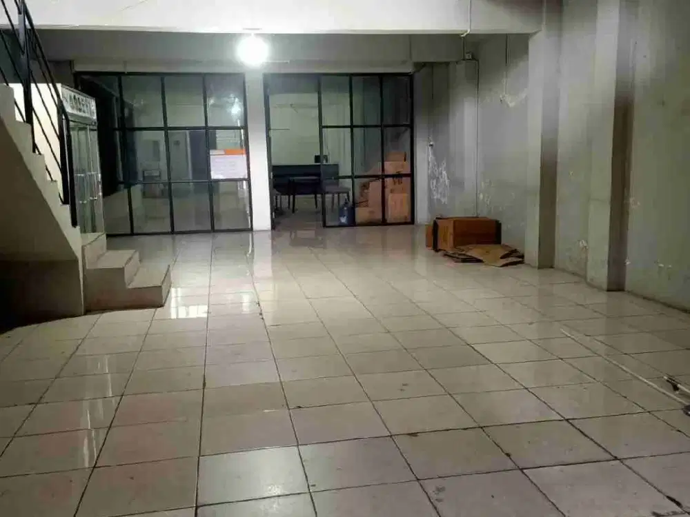 ruko murah siap pakai di mainroad sudirman bandung