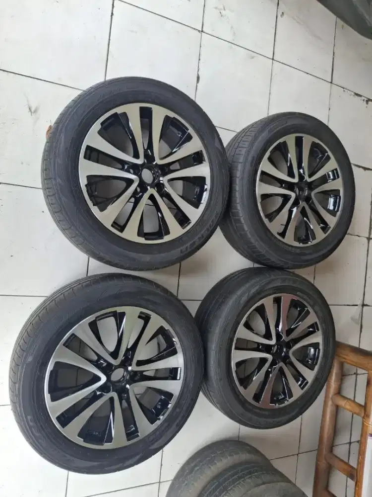 Velg alphard r18 +ban 235/55