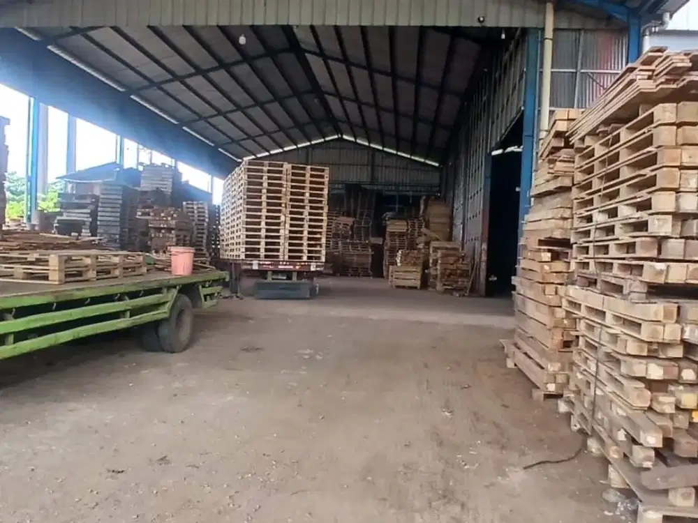 Disewakan Gudang Terbuka (Workshop) Di Mustika Jaya. Kota Bekasi 40 feet