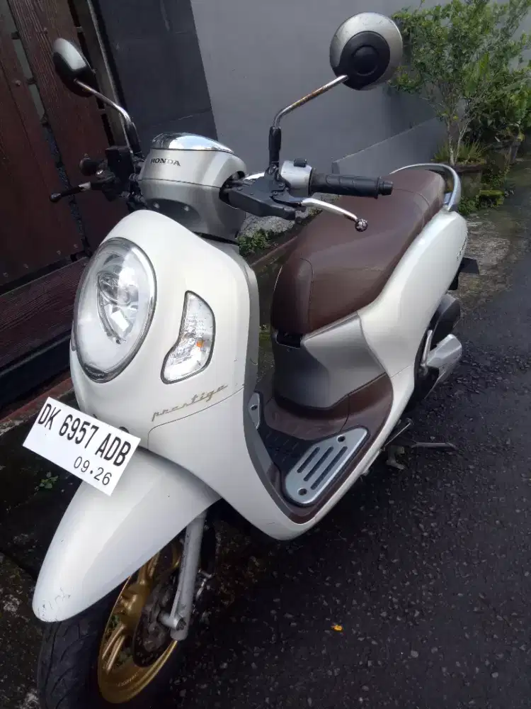 Scoopy tahun 2021 prestige