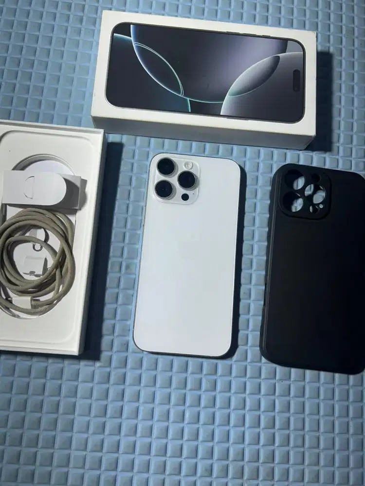 IPHONE 16 PRO MAX 256GB iBox