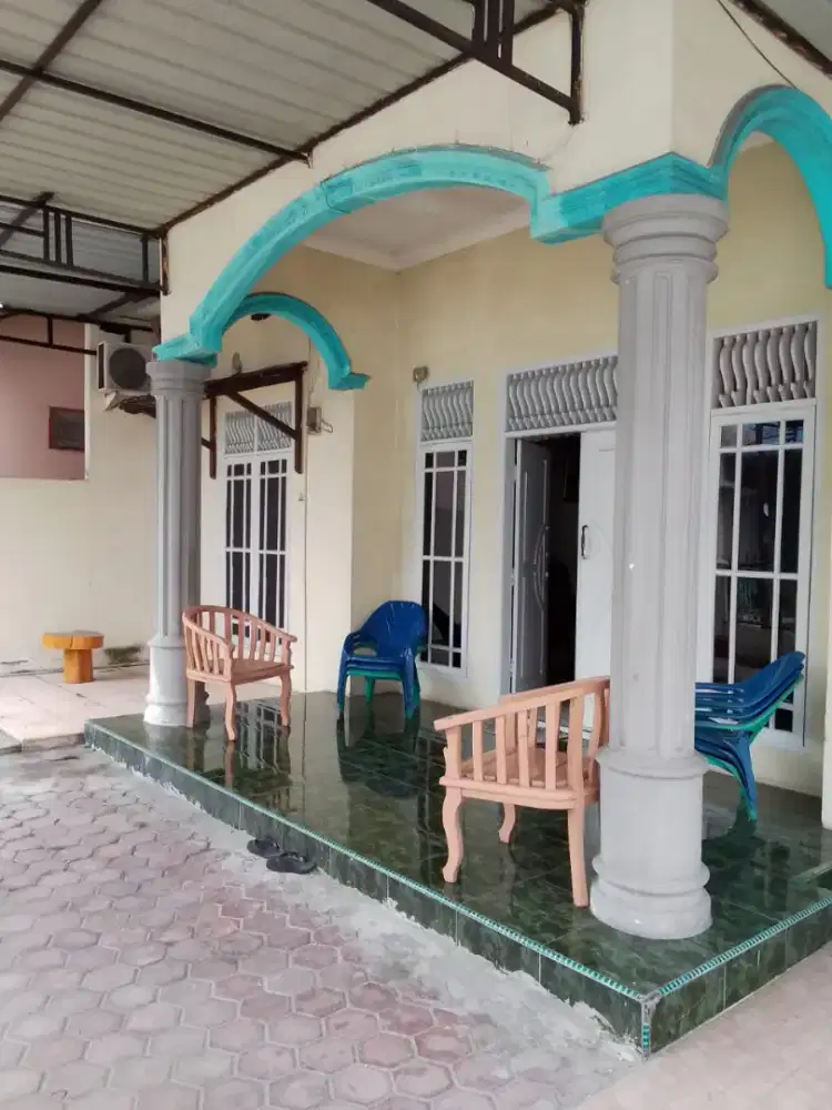 Dijual Rumah Utama Keluarga