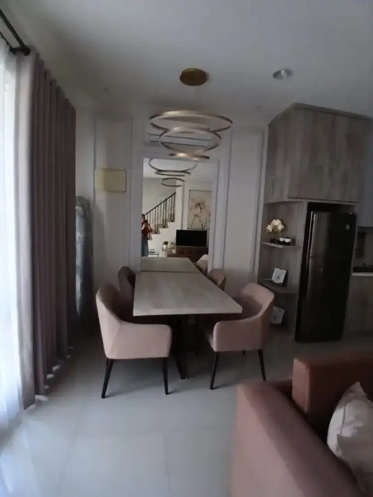 Sewa Rumah Cluster Eropa 2 Lt Furnish Sedayu City Kelapa Gading